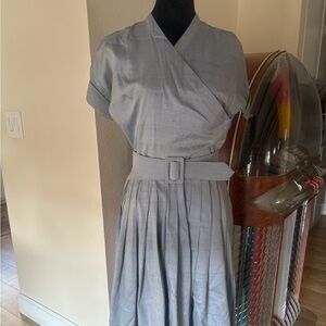 Vintage 1950’s Light Gray Pleated Skirt Dress